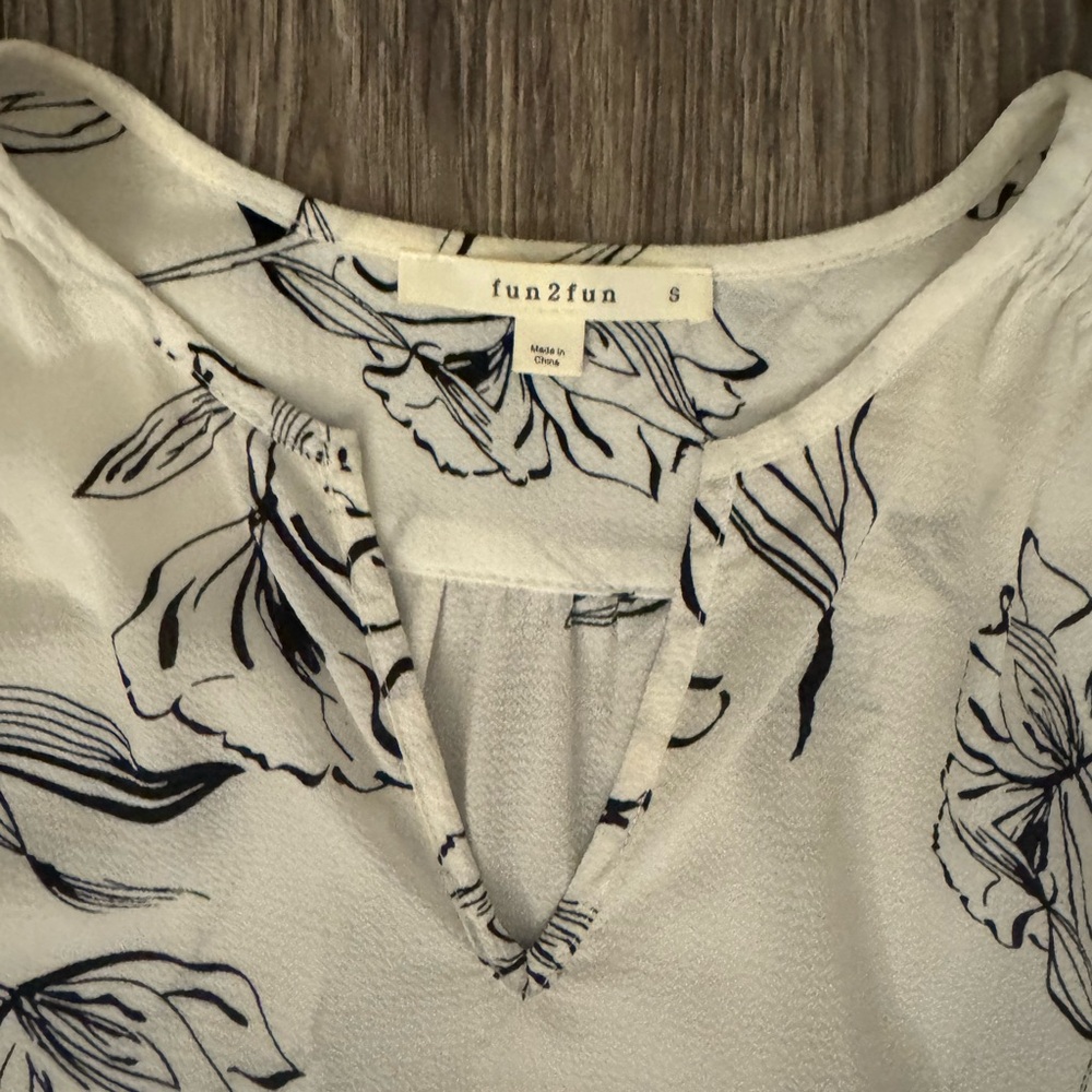 Fun 2 Fun Ivory and Black Floral Blouse